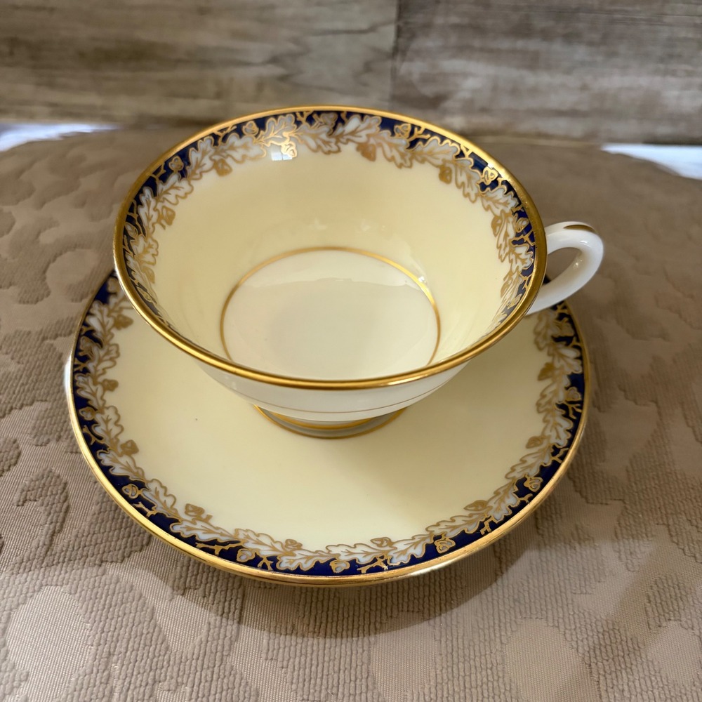 Lenox G318B Tea Cup and Saucer Set Cobalt Blue Gold Leaf Cream Porcelain